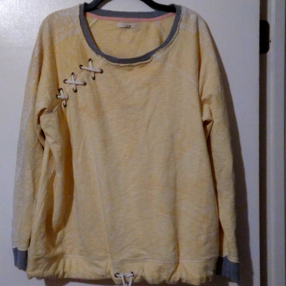 Maurices s3 sweatshirt